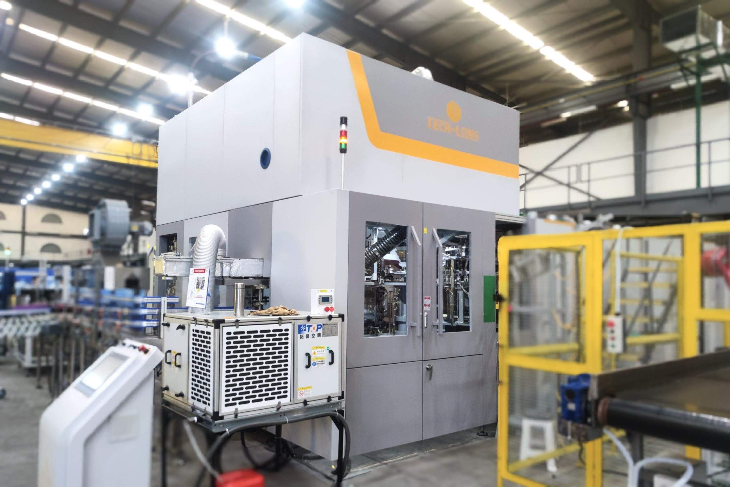 高效低耗，品質(zhì)之選：達意隆PET 5加侖吹瓶機引領(lǐng)市場新風(fēng)尚！